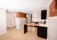 Building Photo - Maybelle-Montrose