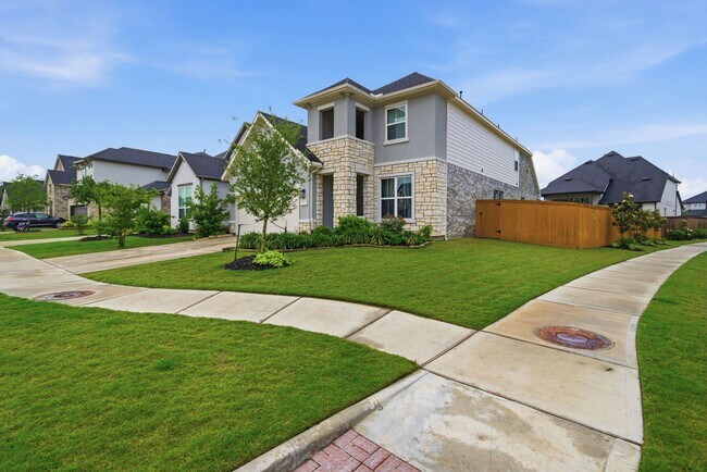 Building Photo - 31839 Grand Orch Ln