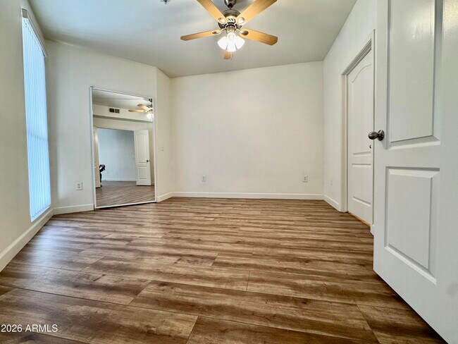 Building Photo - 1701 E Colter St