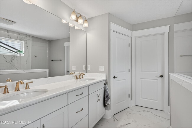 Building Photo - 434 Settler's Landing Dr