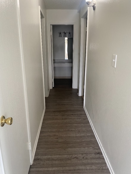 Building Photo - 931 N Highland St