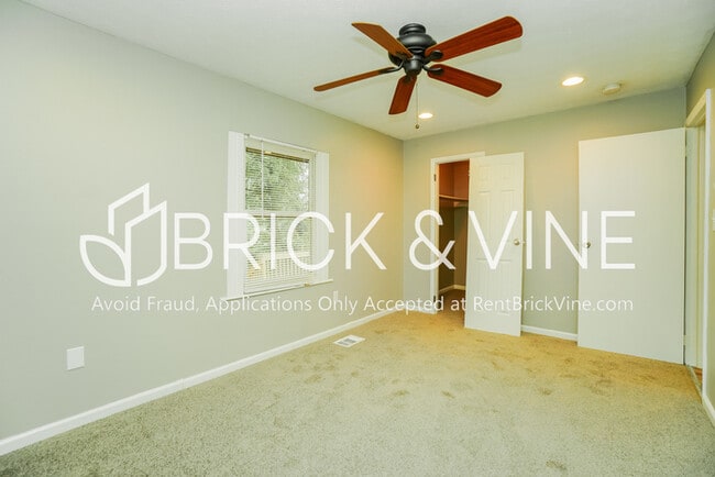 Building Photo - 170 Penick Ave