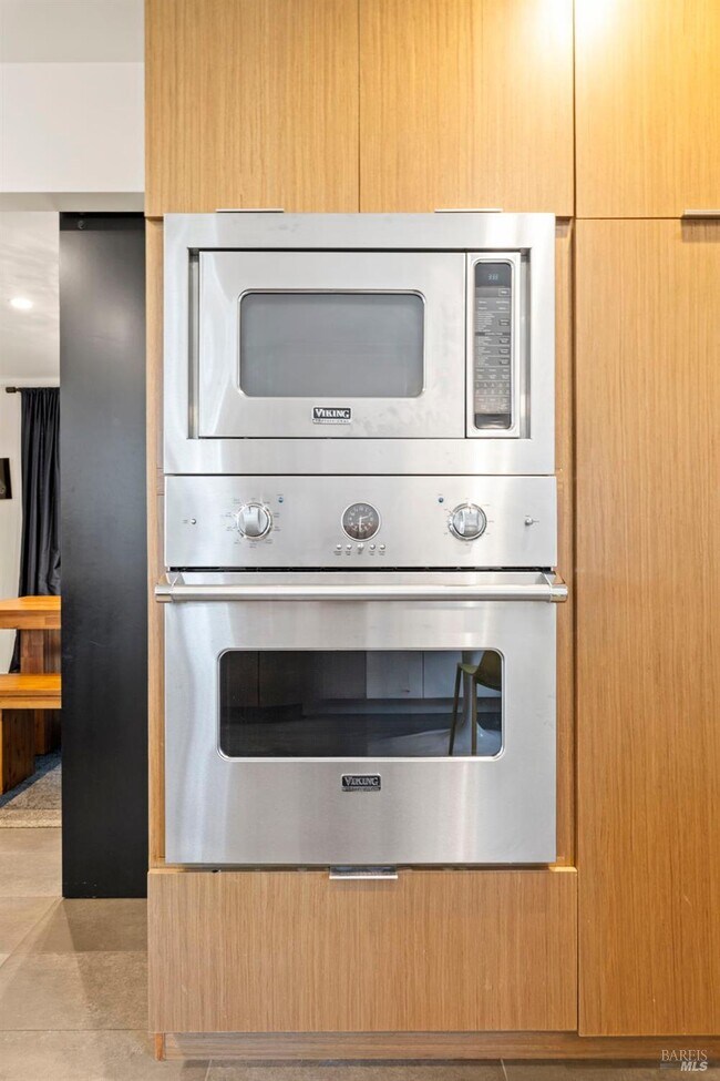 Building Photo - 48 Junipero Serra Ave