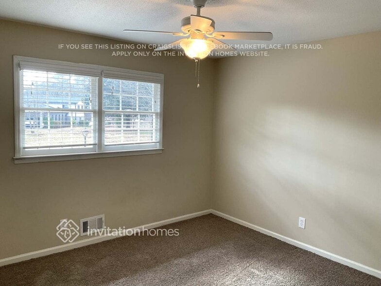 Building Photo - 1271 Little Acres Pl NE