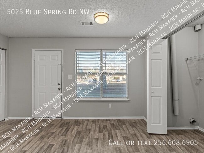 Building Photo - 5025 Blue Spring Rd NW