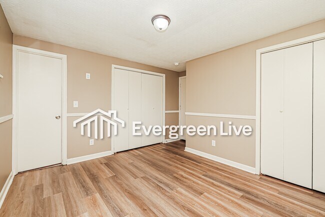 Building Photo - 6509 Harhmanville Rd