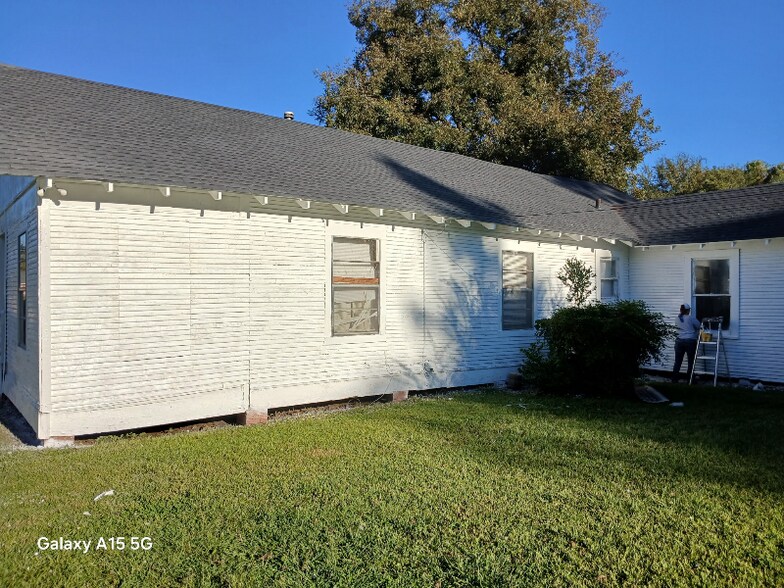 Building Photo - 3 Louisiana Ave