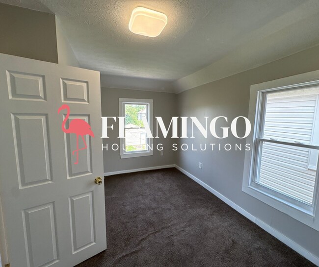Building Photo - 3 Bedroom Gem in the Gem City (Edgemont Neighborhood)