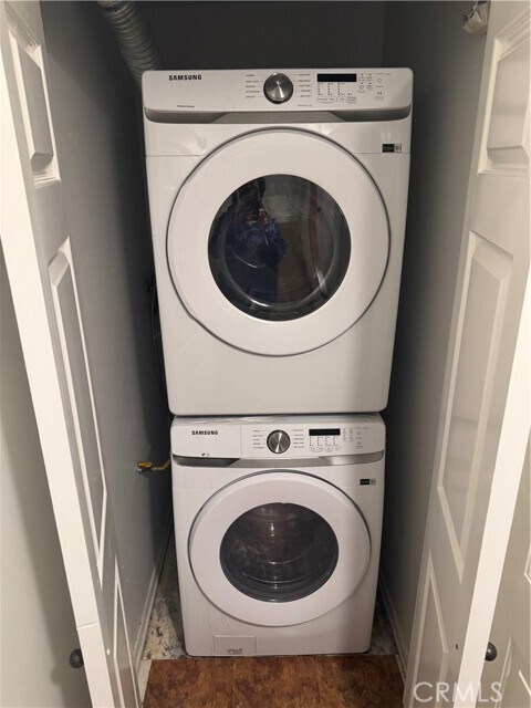 Building Photo - 2223 Pacific Ave