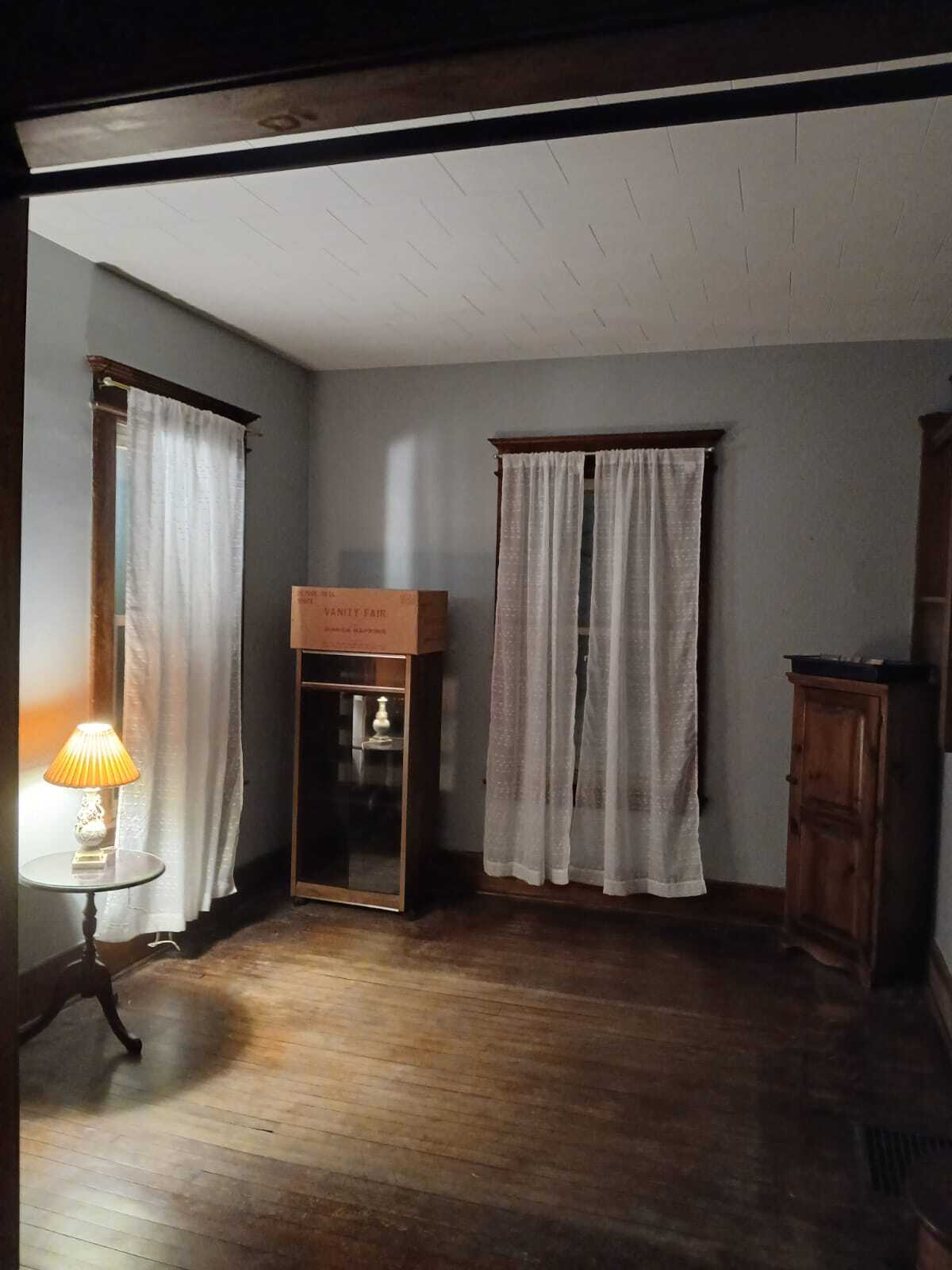 Building Photo - 315 Boyden St