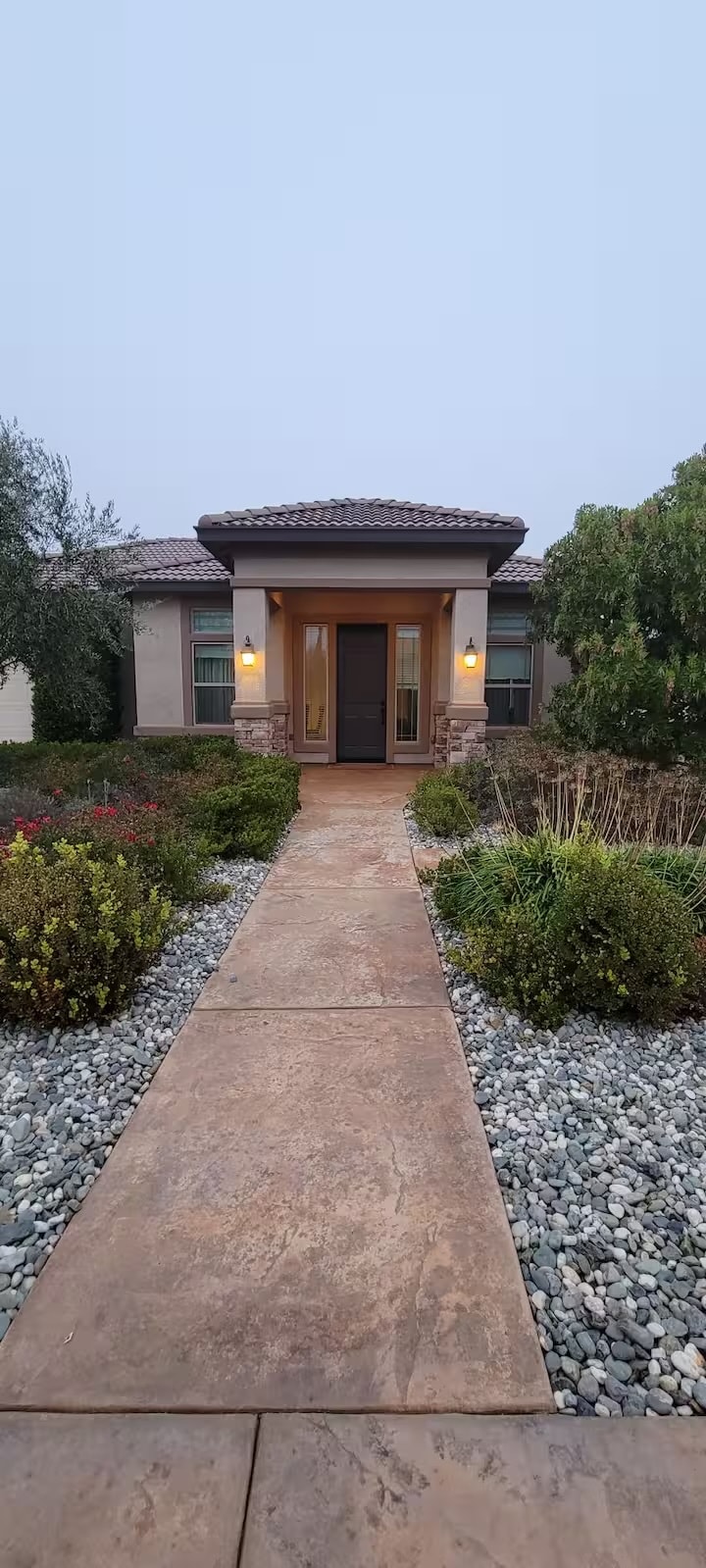 Building Photo - 9839 Trailhead Ct