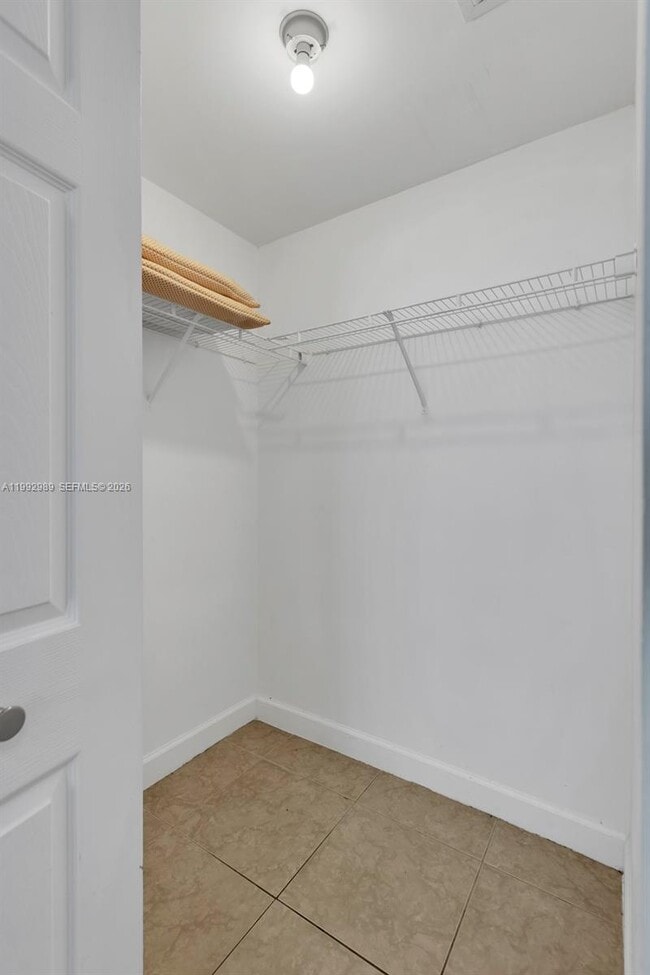 Building Photo - 140 S Dixie Hwy