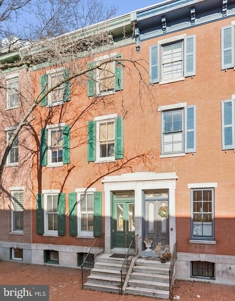 Building Photo - 1819-21 Wallace St