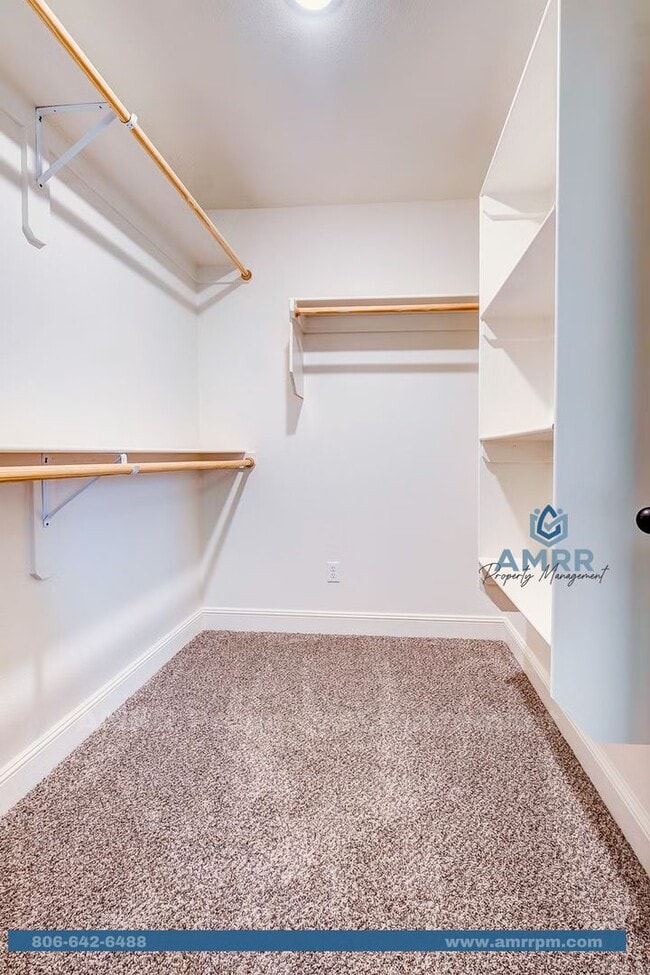 Building Photo - Designed for Living, Built for Entertaining- 3bed, 2 bath