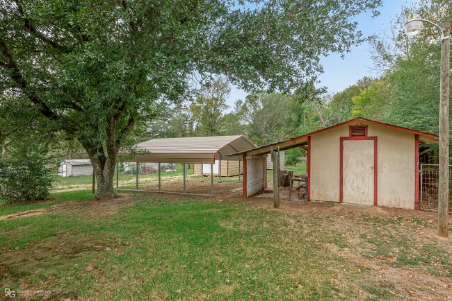 Building Photo - 339 Princeton Rd