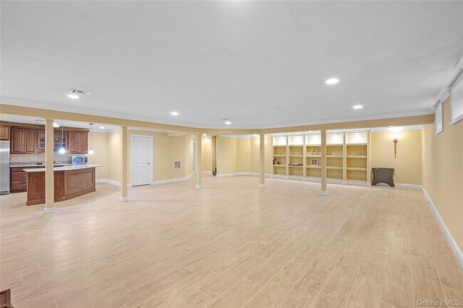 Building Photo - 169 Hamlet Dr