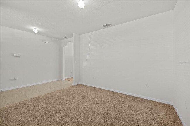 Building Photo - 817 Sheen Cir