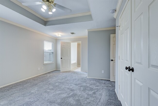 Building Photo - 6607 Springfield Garden Ln