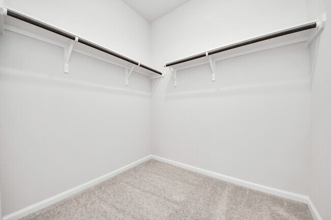 Building Photo - 15523 Foresail Ln