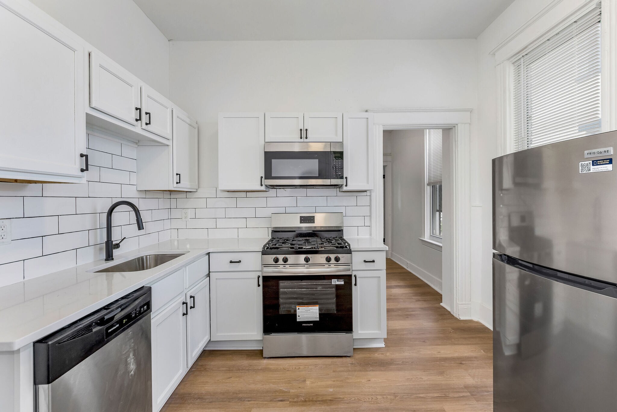Building Photo - 2018 Burnet Ave