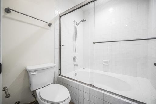 Building Photo - San Diego Desirable Del Cerro - Two Weeks Free - 3 bed / 2 bath Attached Home w Garage, Patio, an...