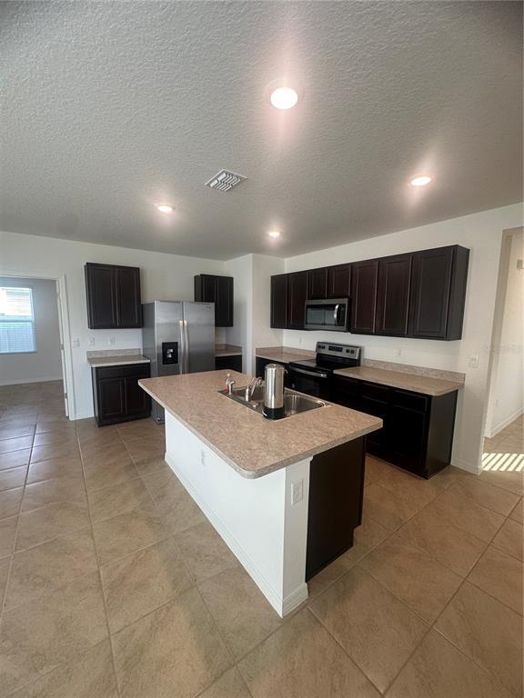 Building Photo - 1428 Berry Ln