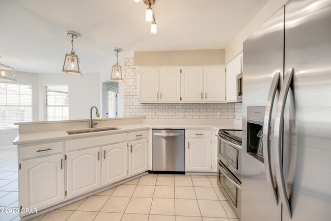Building Photo - 108 Leeward Way