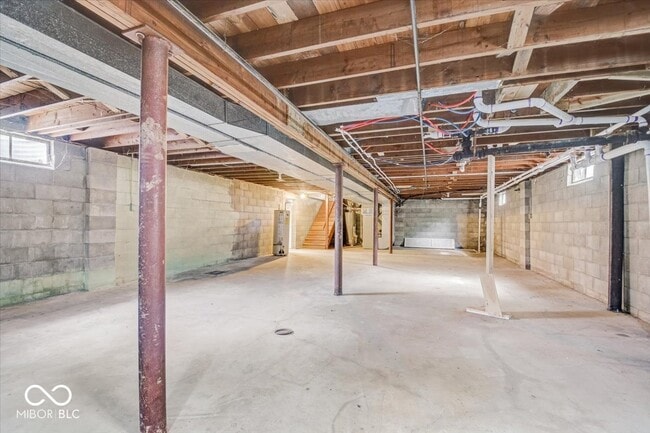 Building Photo - 2203 Cord St