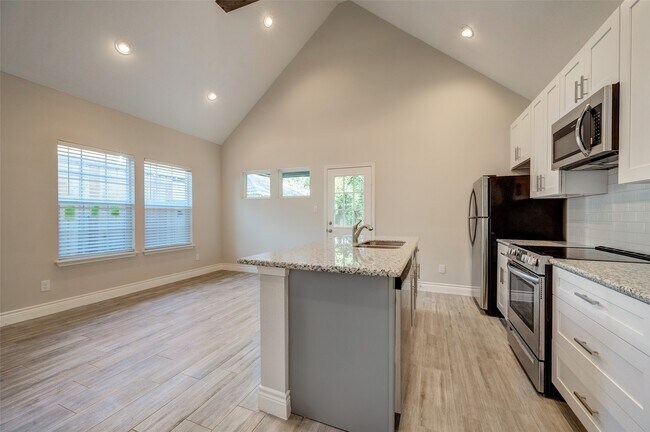 Building Photo - 1213 Armstead St