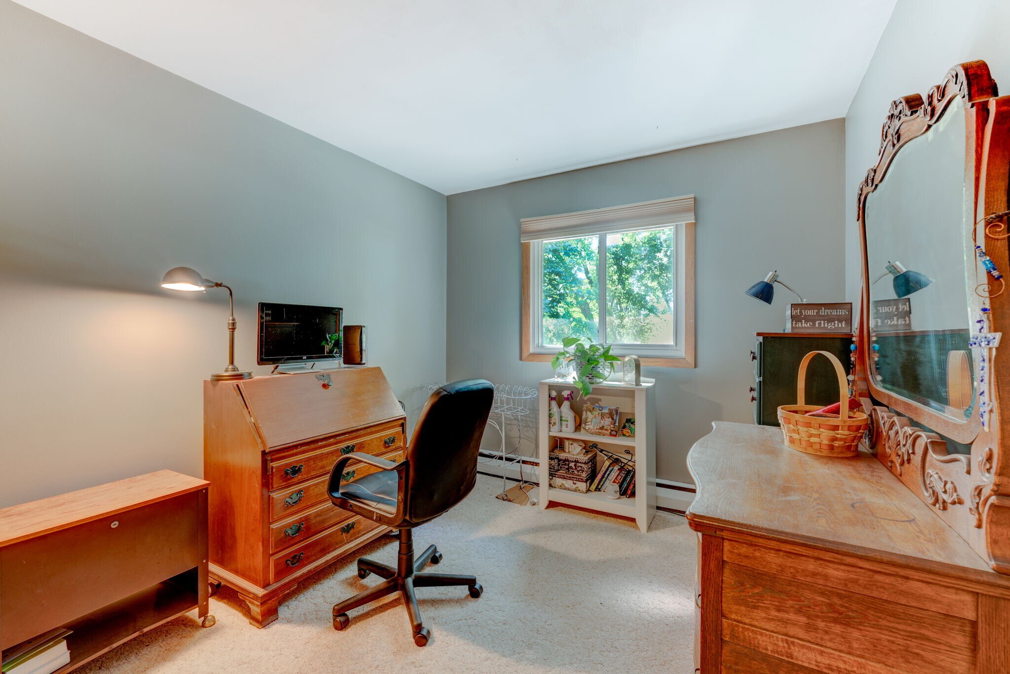 Bedroom 2 - 4925 Main St E