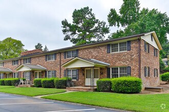 612 Hillsborough Outside - 612 Hillsborough