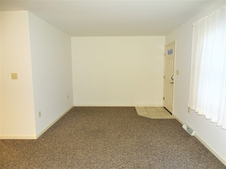 Building Photo - 1317 Lincoln Heights Ave