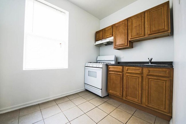 Building Photo - 5314 W Washington Blvd