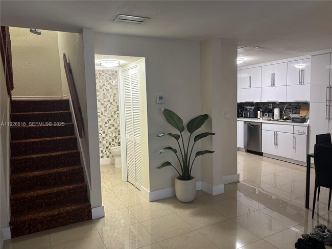 Building Photo - 13272 SW 112th Terrace