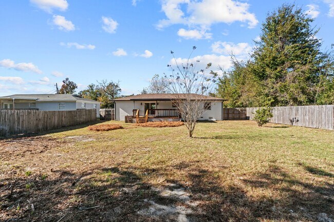 Building Photo - 1801 Georgia Ct