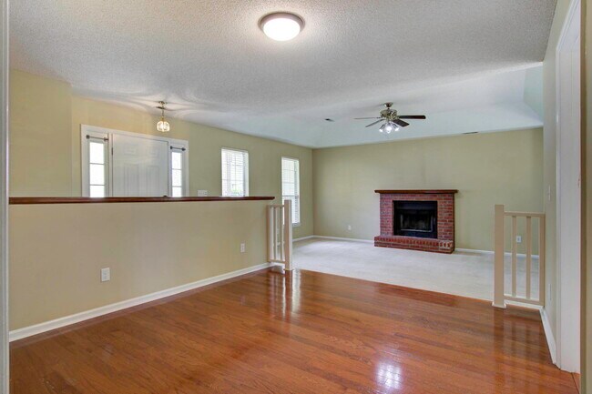 Building Photo - 442 Indigo Rd