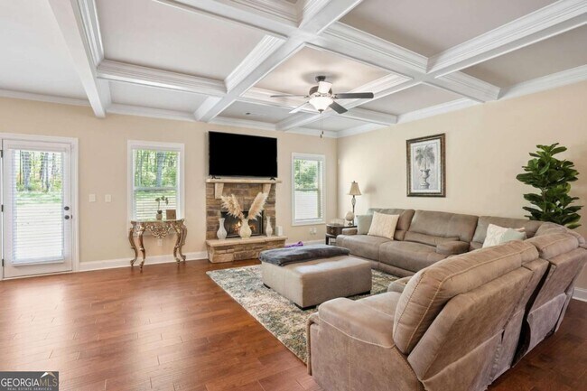 Building Photo - 320 Homestead Cir