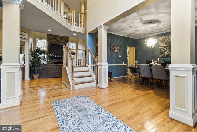 Building Photo - 144 Edgar Rd