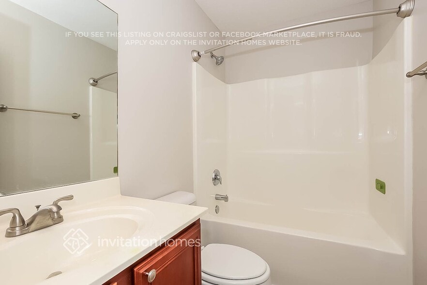Building Photo - 308 Sarava Ln