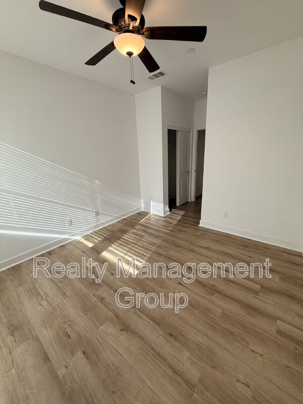 Building Photo - 8711 Aruba Ln