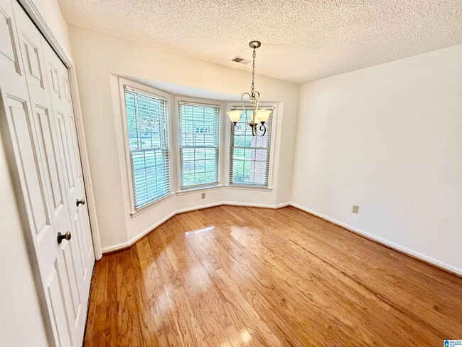 Building Photo - 303 Chase Plantation Cir