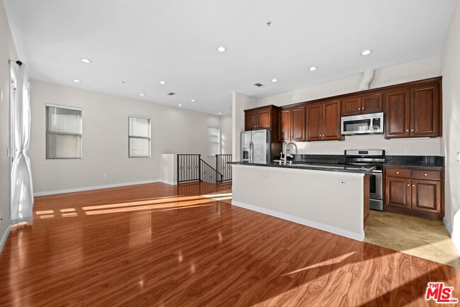 Building Photo - 6069 Horner St