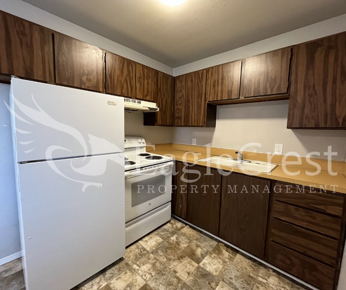 Building Photo - 17/19 S. Roosevelt