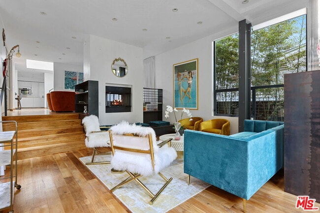 Building Photo - 7 Vicente Ter