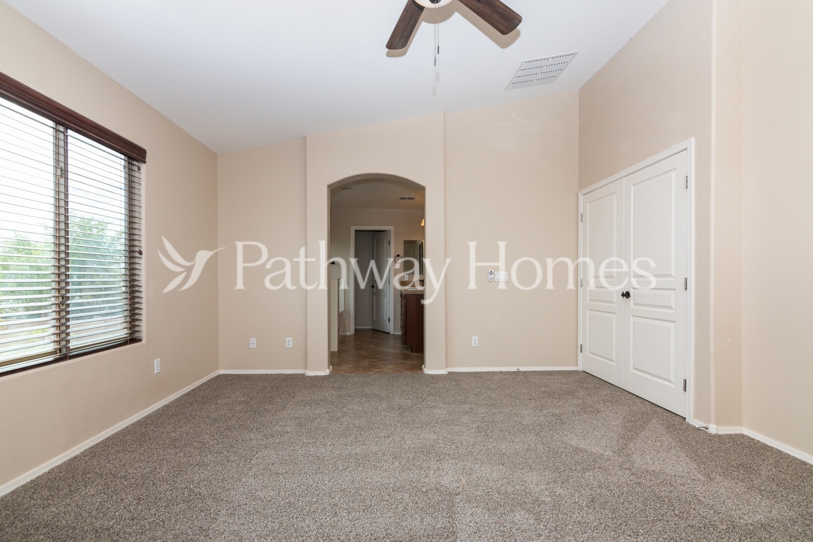 Building Photo - 30789 N Muscovite Dr