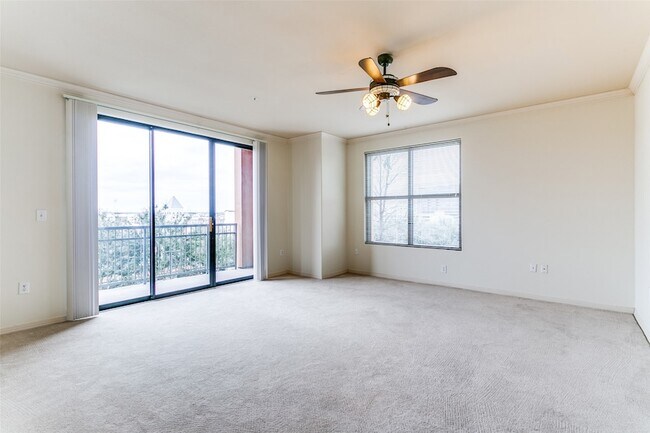 Building Photo - 330 Las Colinas Blvd E