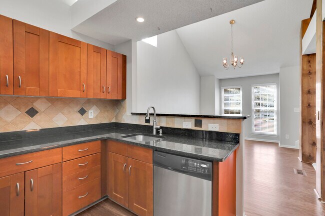 Building Photo - 2250 Goodwood Blvd SE