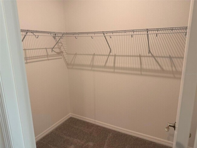 Building Photo - 10128 Huntingnet Way