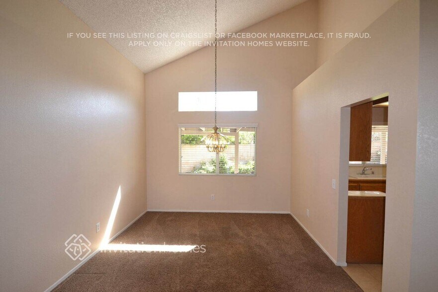 Building Photo - 5740 Jesse Dr