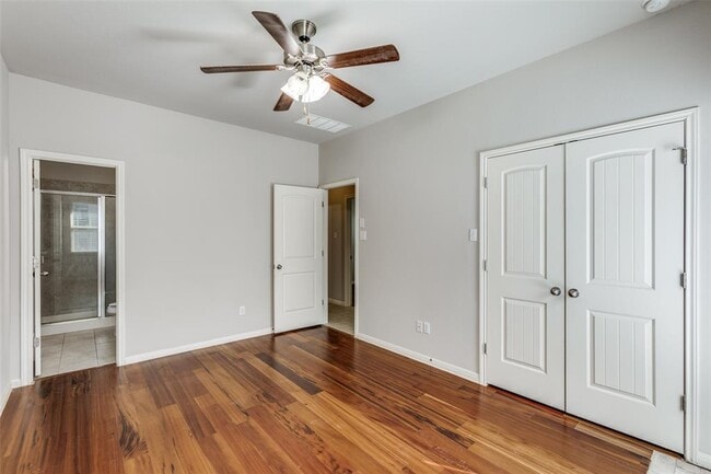 Building Photo - 456 S Brook Dr